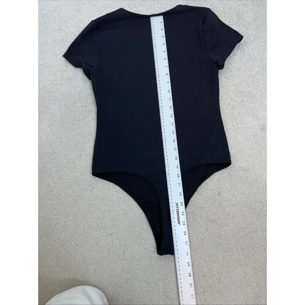 Women’s Free People Intimately M Black Thong Bodysuit Short Sleeve Minimalist